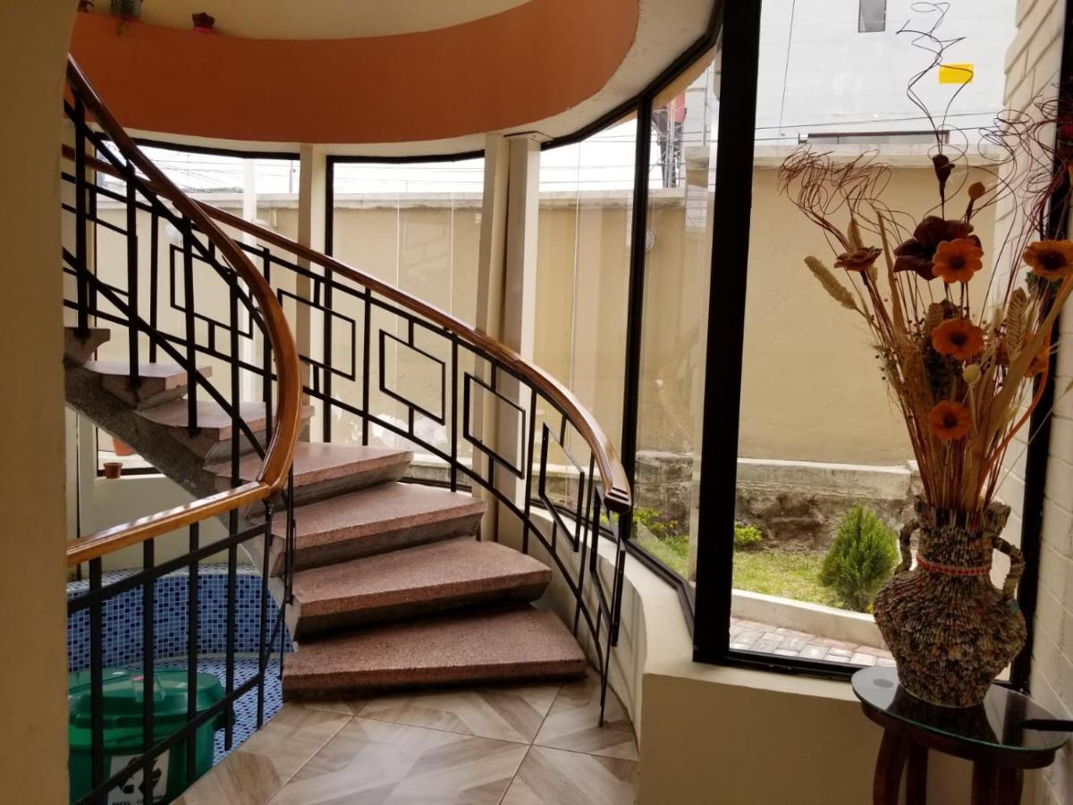 Hostal El Confort Quito Norte Eksteriør bilde